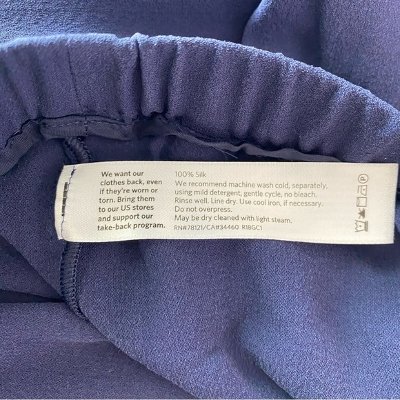 Eileen Fisher Midnight Navy Silk Pull On Ankle Pants - Picture 10 of 11